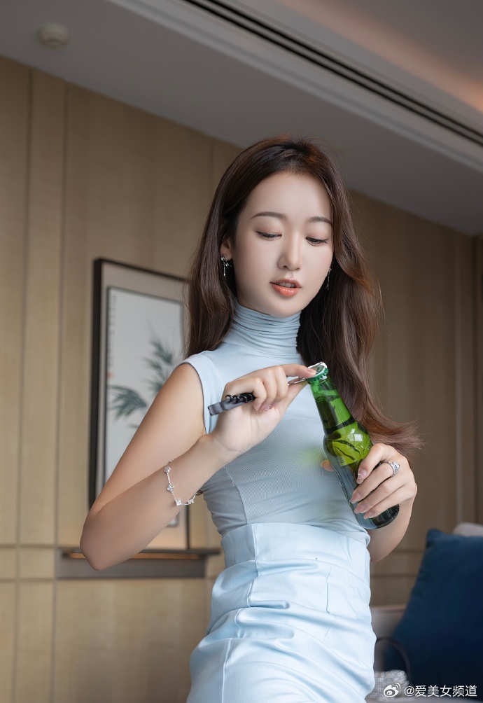 唐安琪最新资讯,唐安琪的温馨日常故事