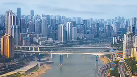航拍重庆最新，古今风貌的交相辉映，历史脉络与现代风采一览无余